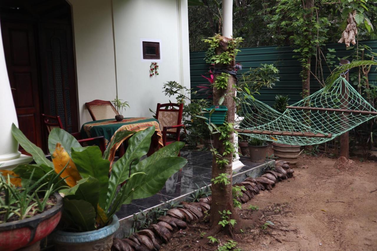 Agra Aurvedic Homestay And Restaurant Sigiriya Exterior photo